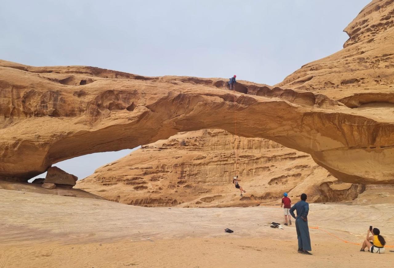 Wadi Rum Hugo Camp Zewnętrze zdjęcie